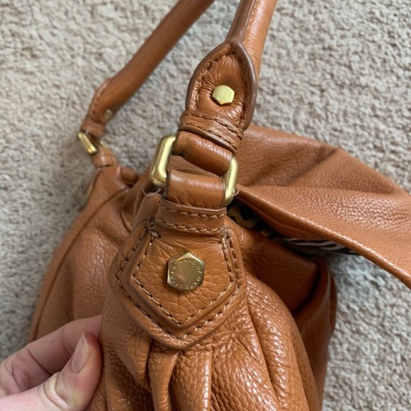 Marc by Marc Jacobs pebbled leather shoulder bag - Picture 6 of 6